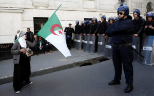 L’Algérie : le salut par la libre parole