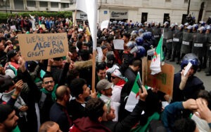 L'Algérie, Pétro-Pouvoir : Marginalisation et effondrement de la gouvernabilité