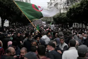 Les veines ouvertes de l'Algérie ou l’alliance des baïonnettes et des coffres-forts