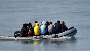 À l'aube d'un renouveau : Pour que la jeunesse algérienne n'embarque plus sur les bateaux de la mort