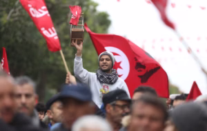 La caste militariste : Cabale contre la révolution Tunisienne