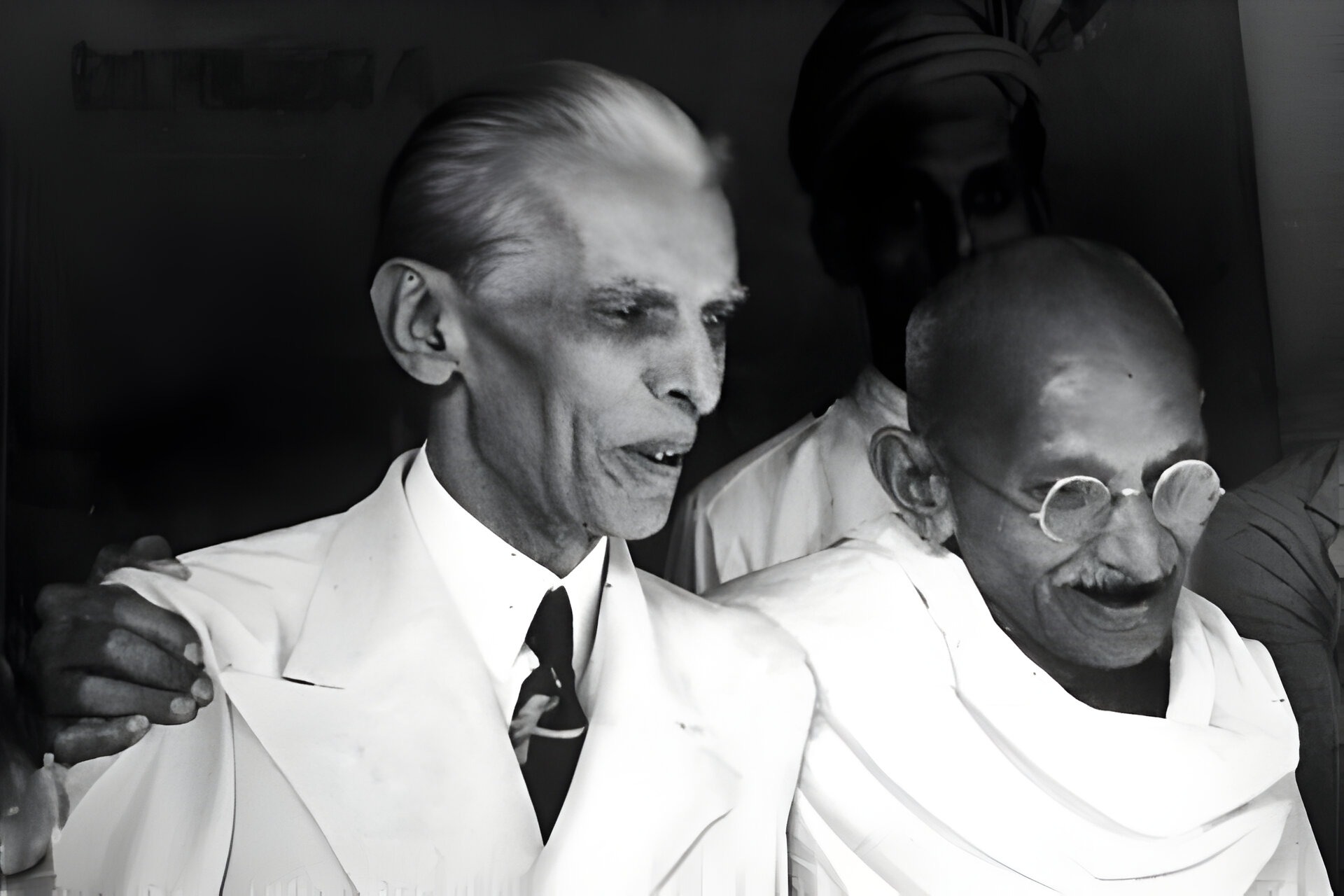 Le sang des neiges – Dialogue d’outre-tombe entre Gandhi et Jinnah