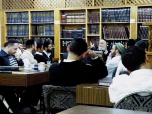 L’école-caserne : la fabrique israélienne de la haine