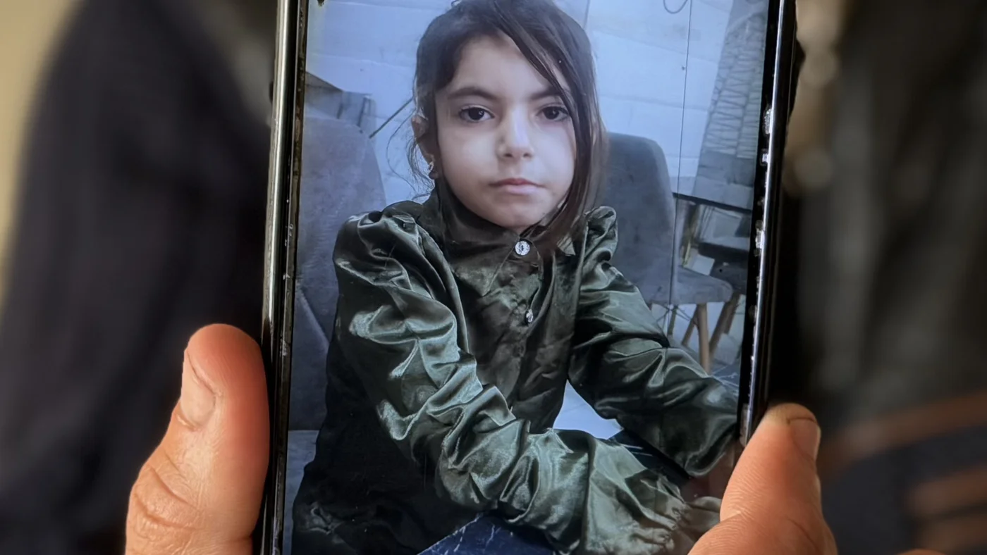 Gaza : Ritaj, 9 ans, fauchée par les balles des sionistes criminels dans sa salle de classe