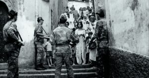 Les rentiers de la mémoire et les nostalgiques de l’Algérie française 4 Les rentiers de la mémoire et les nostalgiques de l’Algérie française