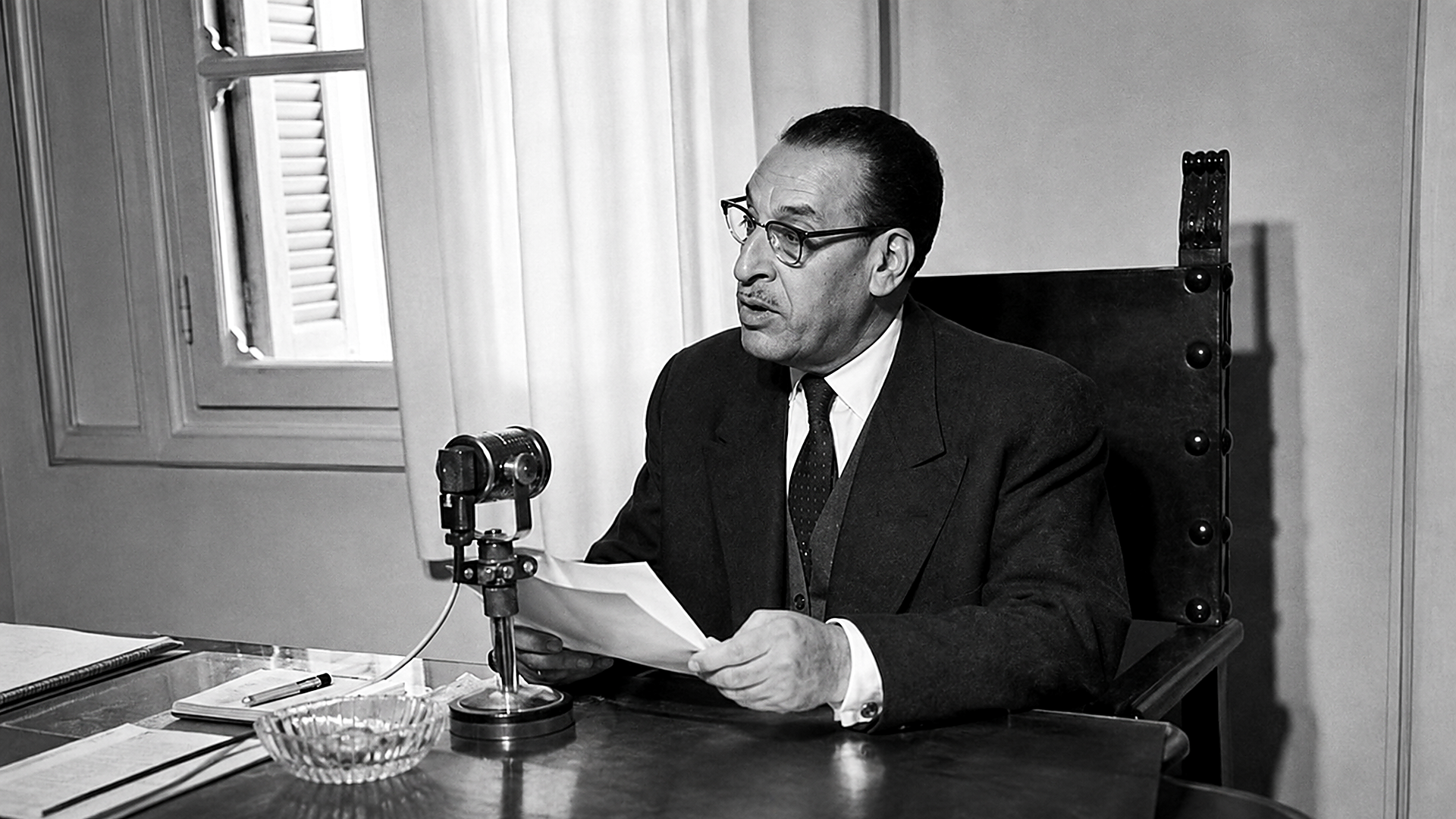 Ferhat Abbas, l’État confisqué et la question inachevée de la souveraineté populaire 1 Ferhat Abbas, l’État confisqué et la question inachevée de la souveraineté populaire
